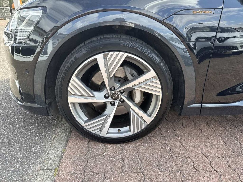AUDI e-tron 55 quattro S-Line