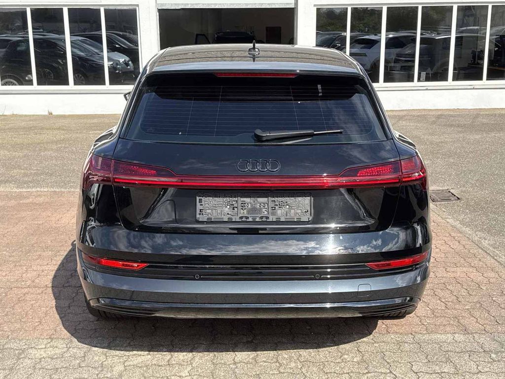AUDI e-tron 55 quattro S-Line