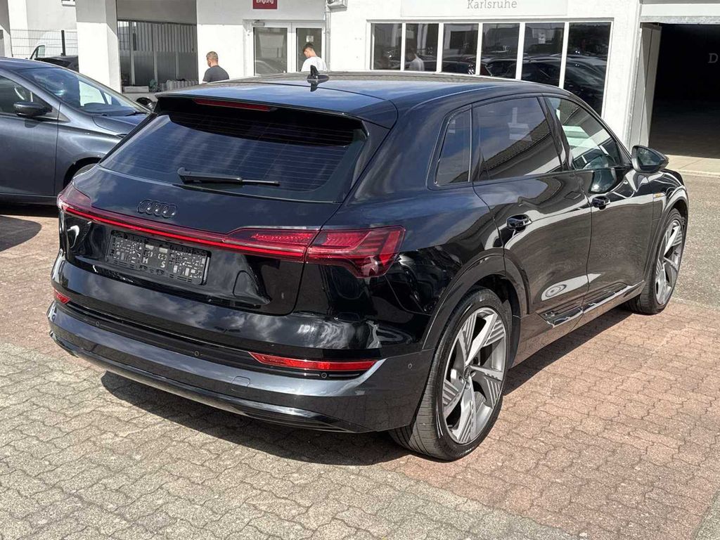 AUDI e-tron 55 quattro S-Line