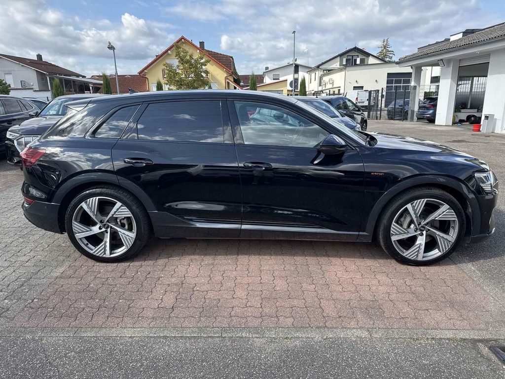 AUDI e-tron 55 quattro S-Line