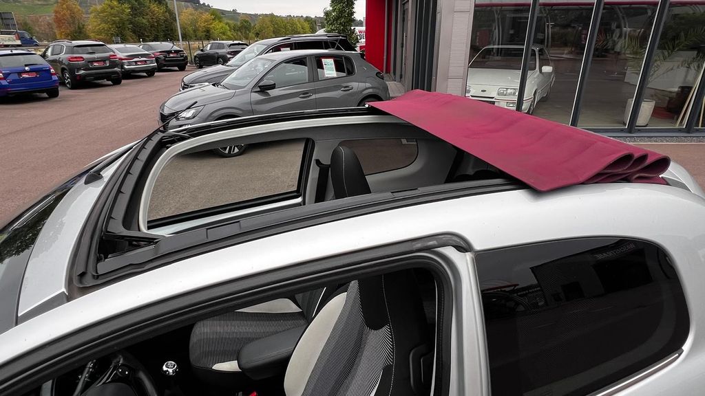 PEUGEOT 108 TOP Allure Klimaautomatik + Sitzheizung
