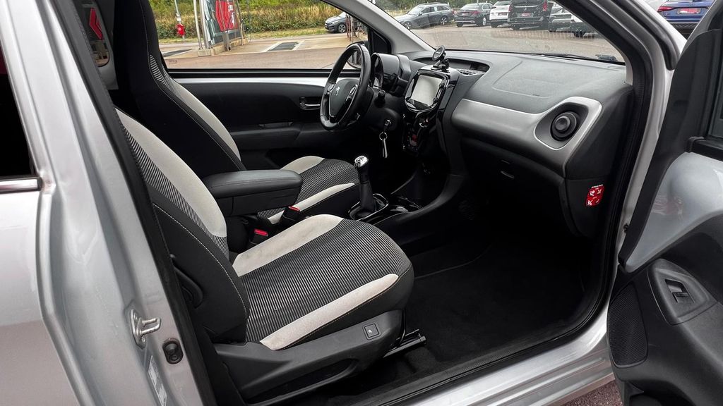 PEUGEOT 108 TOP Allure Klimaautomatik + Sitzheizung