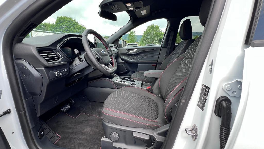 FORD Kuga 1.5 ST-Line 186 PS LED/4 x Sitzheizung -33%