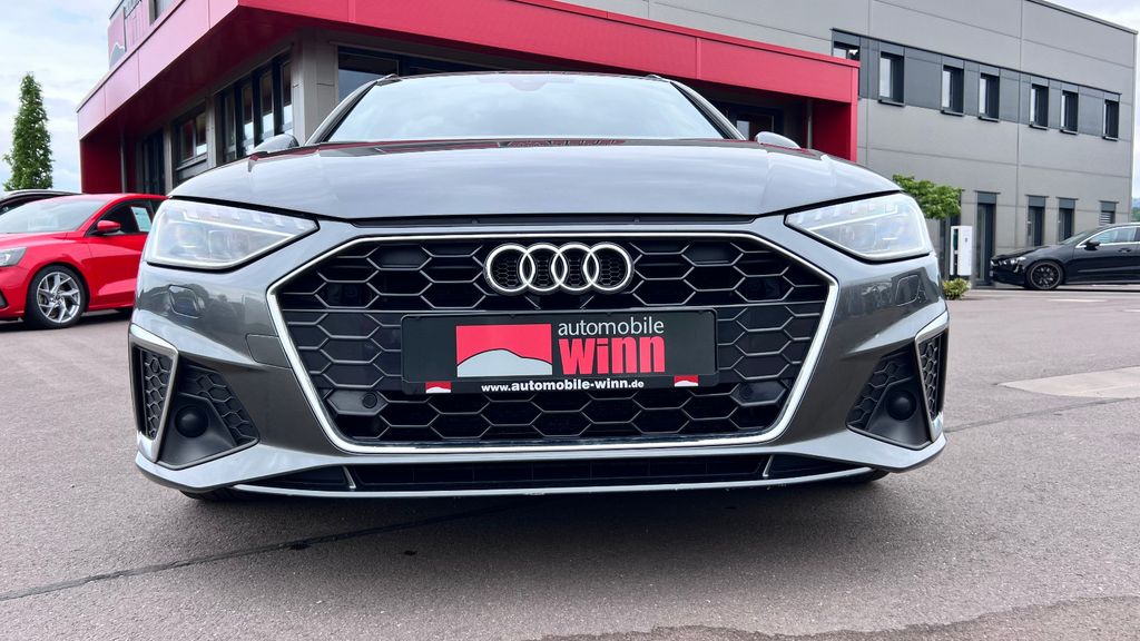 AUDI A4 Avant 40 TDI S line  **LED+KAMERA+ALCANTARA**