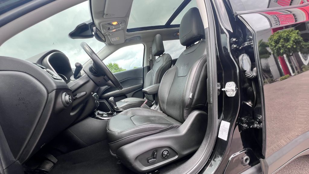 JEEP Compass 1.4 Limited 4WD LED+Kam.+Leder+ACC+Dach