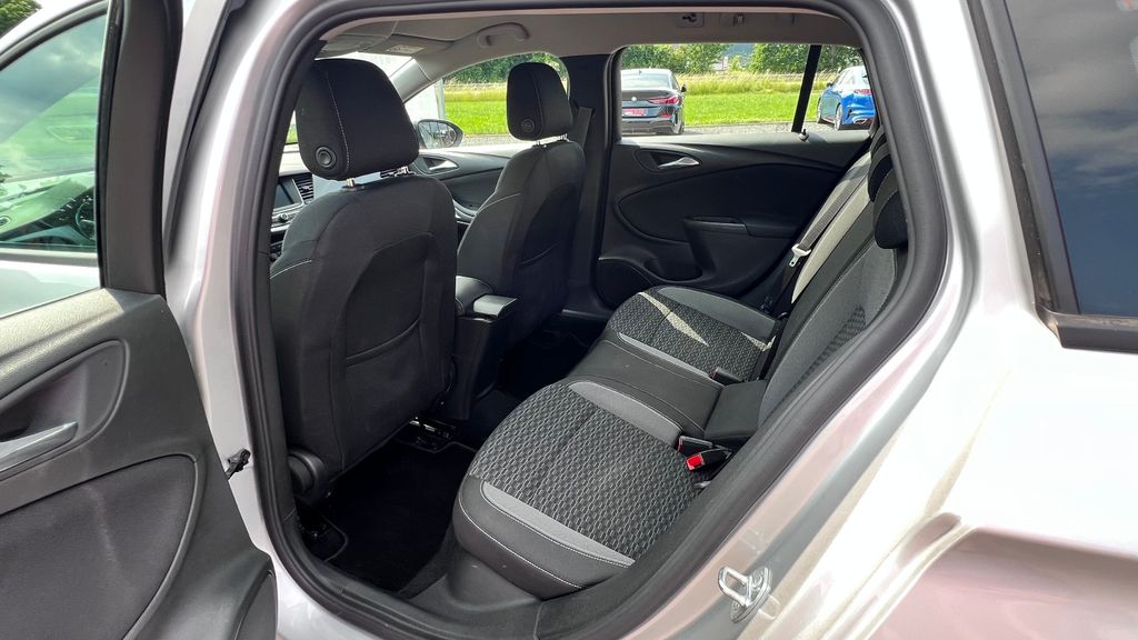 OPEL Astra 1.5D Sports Tourer Business Edition + LED