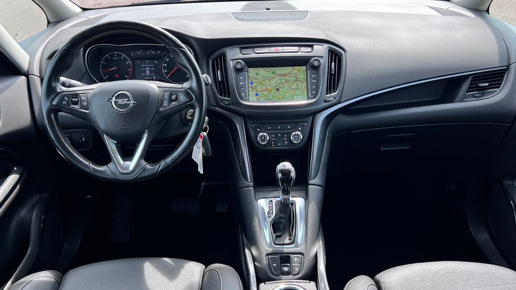 OPEL Zafira 1.6 Innovation 7-Sitze+AHK+Leder+TÜV NEU