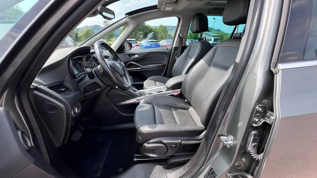 OPEL Zafira 1.6 Innovation 7-Sitze+AHK+Leder+TÜV NEU