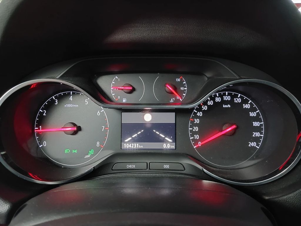 OPEL Crossland (X)