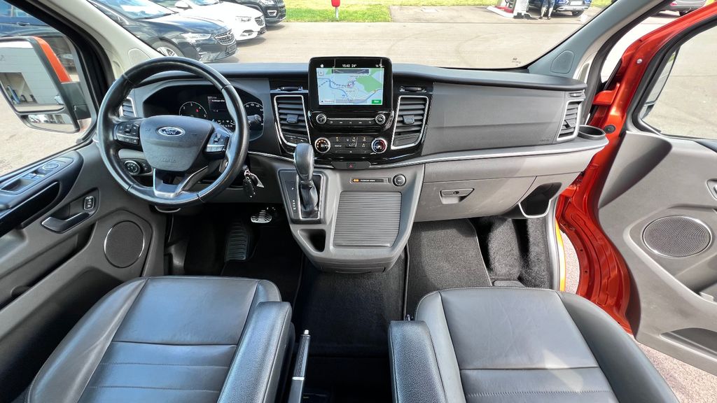 FORD Tourneo Custom 2.0 TDCI Titanium **VOLLAUSST.**