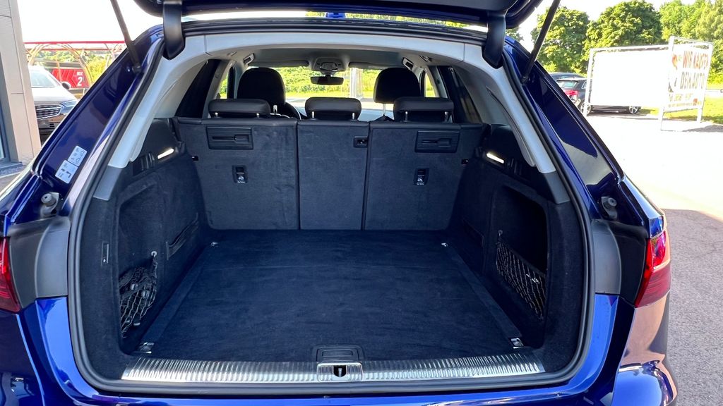 AUDI A4 Avant 40 TFSI advanced  ***AHK+LED+19" Alu***