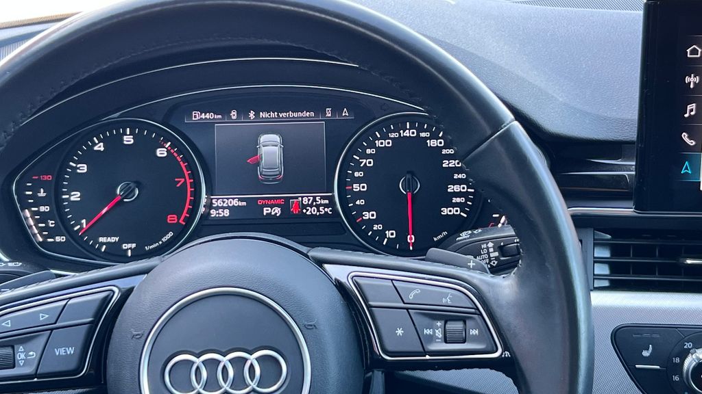 AUDI A4 Avant 40 TFSI advanced  ***AHK+LED+19" Alu***