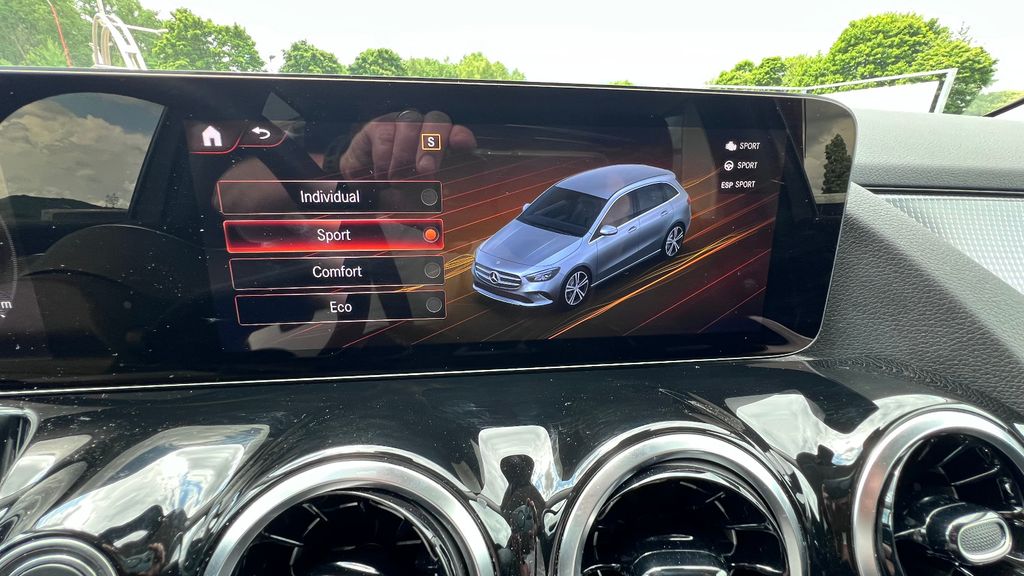MERCEDES-BENZ B 200 Progressive **AHK schwenkbar + LED***