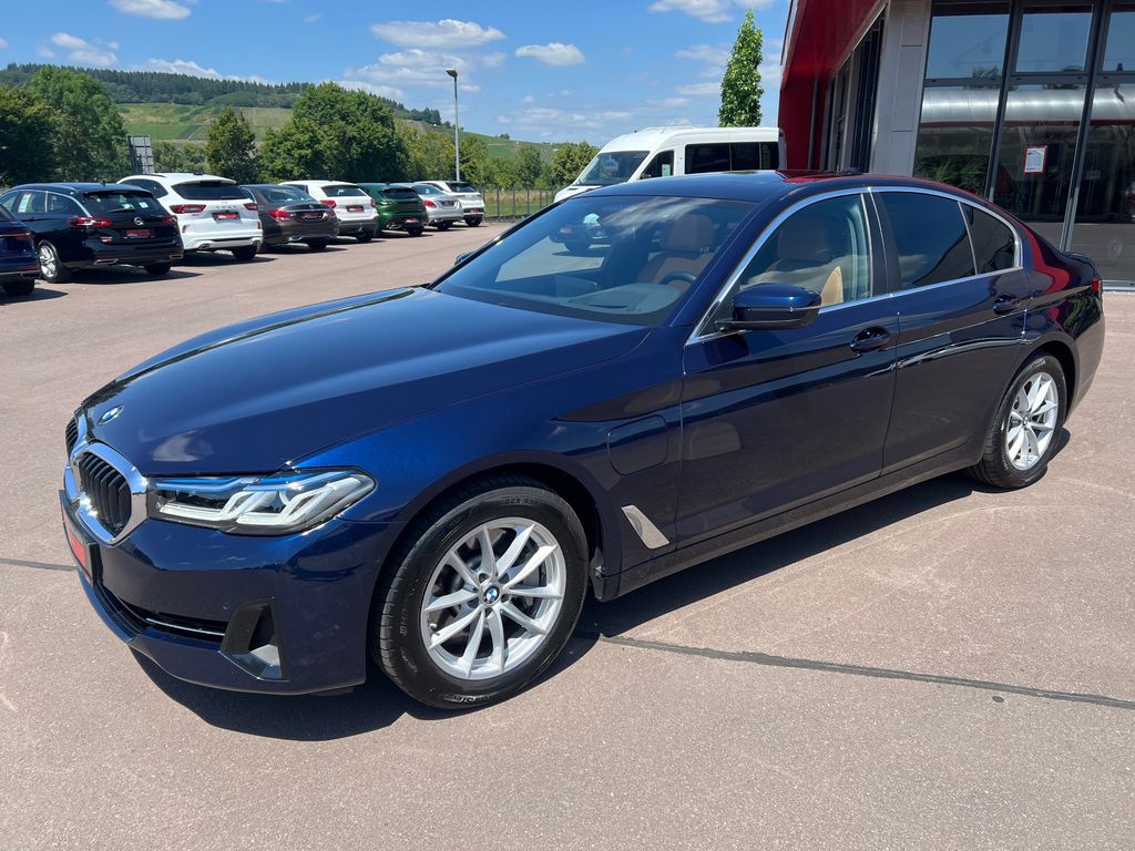 BMW 530 e xDrive    *** Vollausstattung***