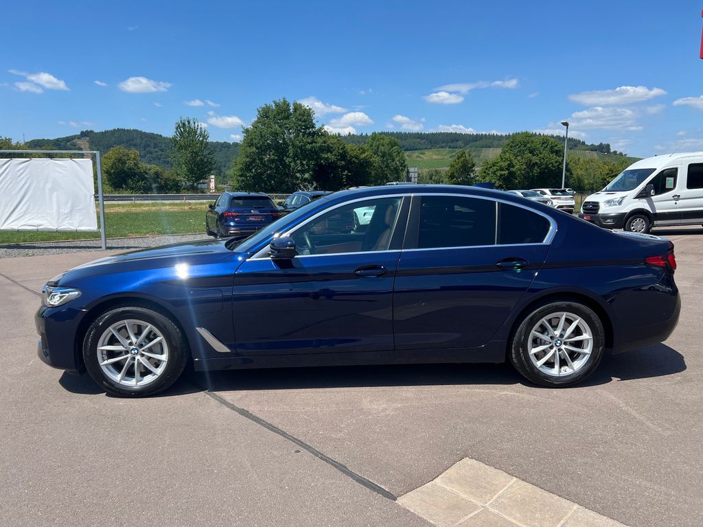 BMW 530 e xDrive    *** Vollausstattung***