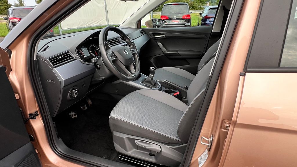SEAT Arona 1.0 Style ***1. HAND + TÜV NEU***