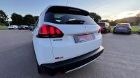 PEUGEOT 2008 1.2 Allure *Klimaautomatik+Panoramadach+PP*
