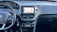 PEUGEOT 2008 1.2 Allure *Klimaautomatik+Panoramadach+PP*