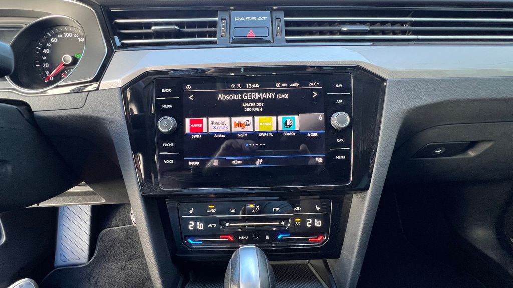 VW Passat Variant 2.0 TSI DSG Business *STANDHEIZ.*