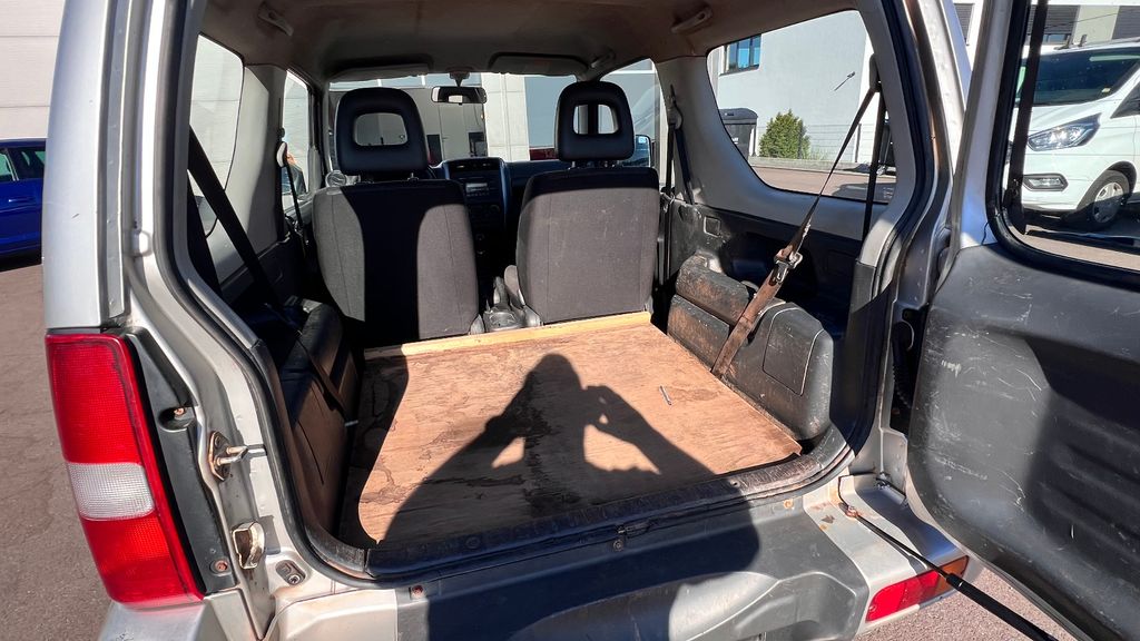 SUZUKI Jimny 1.5 DDIS AWD Comfort + AHK