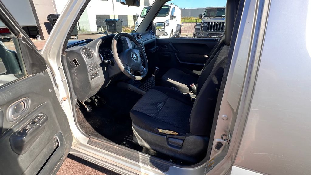 SUZUKI Jimny 1.5 DDIS AWD Comfort + AHK