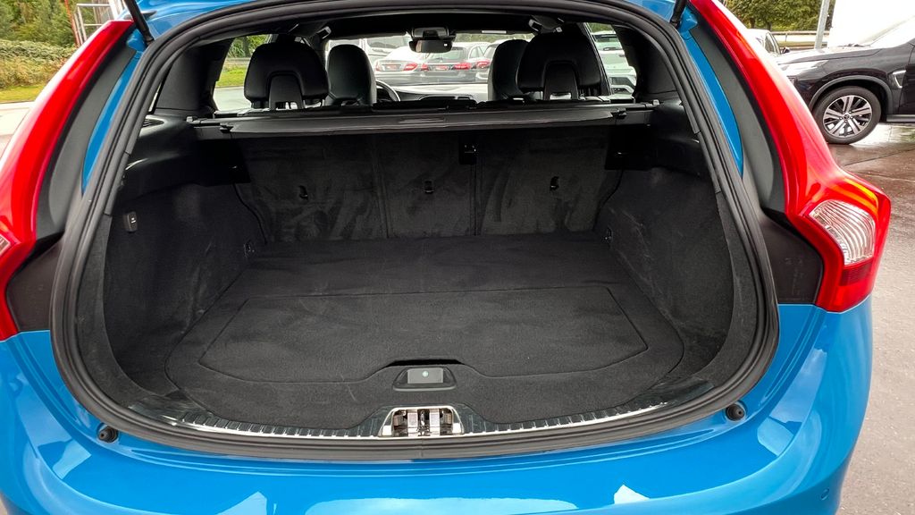 VOLVO V60 Kombi Polestar AWD Automatik  **CAYAN BLUE**