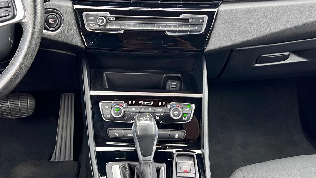 BMW 225 xe Active Tourer Advantage