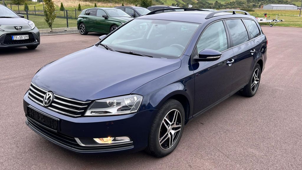 VW Passat Variant 1.6 TDI Trendline *Tempomat+Navi*