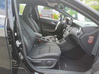 MERCEDES-BENZ A 160 Score ***LED+Sportsitze+Teilleder***