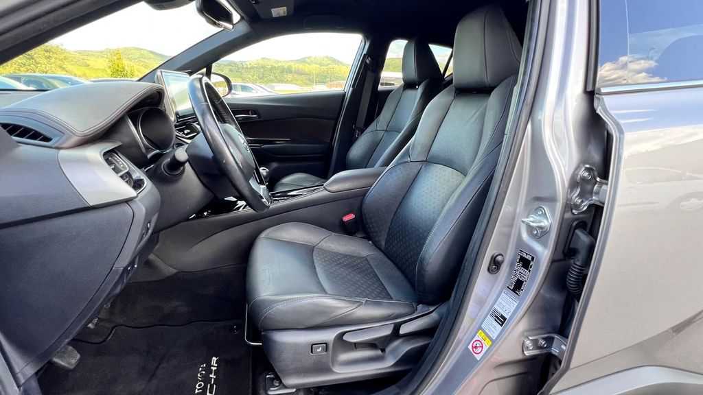 TOYOTA C-HR Style Selection *Leder+Kamera+ACC Tempomat*