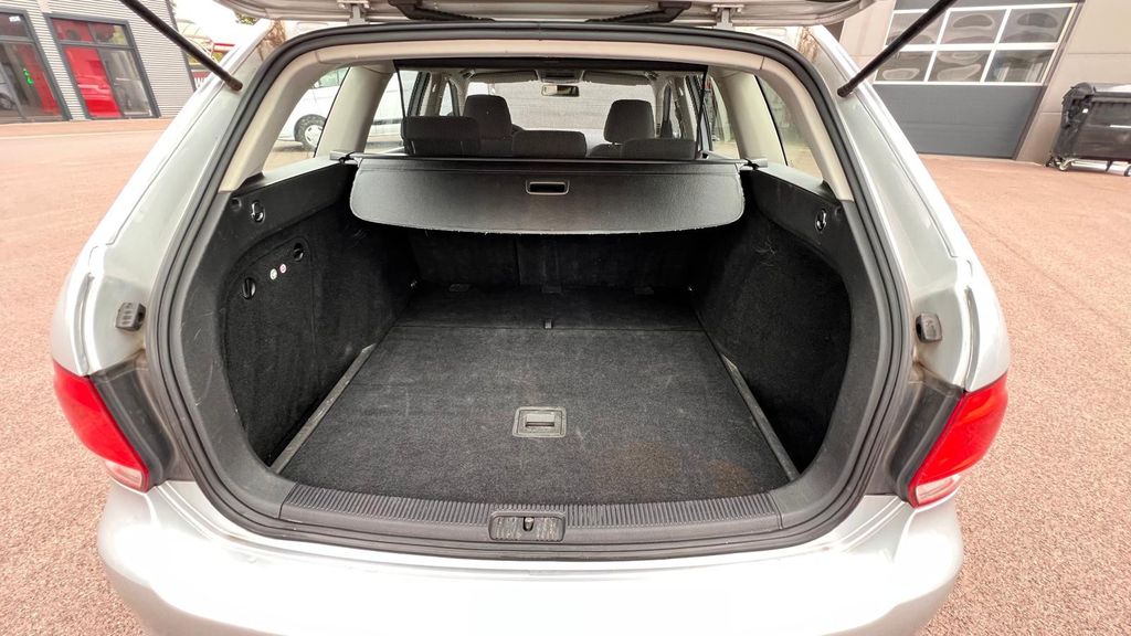 VW Golf VI 1.6 TDI Variant Trendline