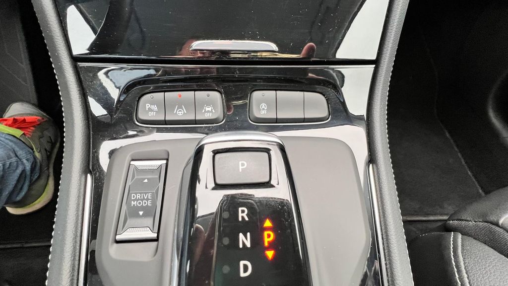 OPEL Grandland X 1.5 D Elegance Automatik *AHK+LED*