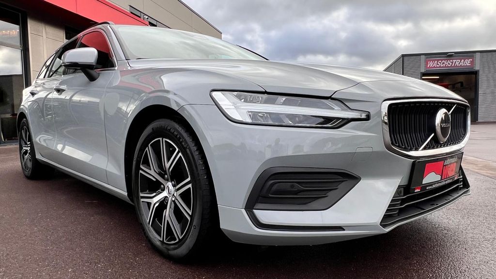 VOLVO V60 Kombi Core