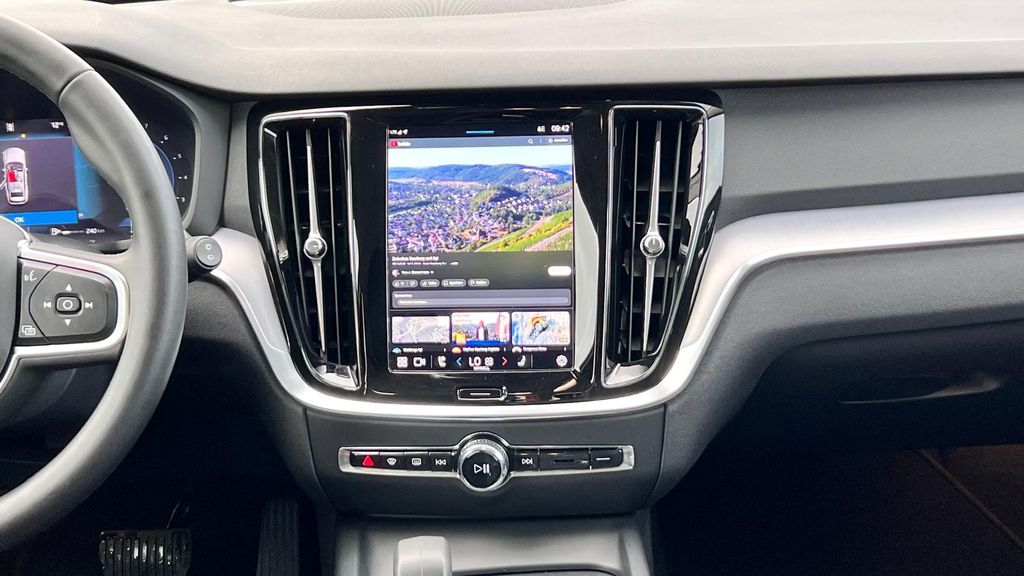 VOLVO V60 Kombi Core