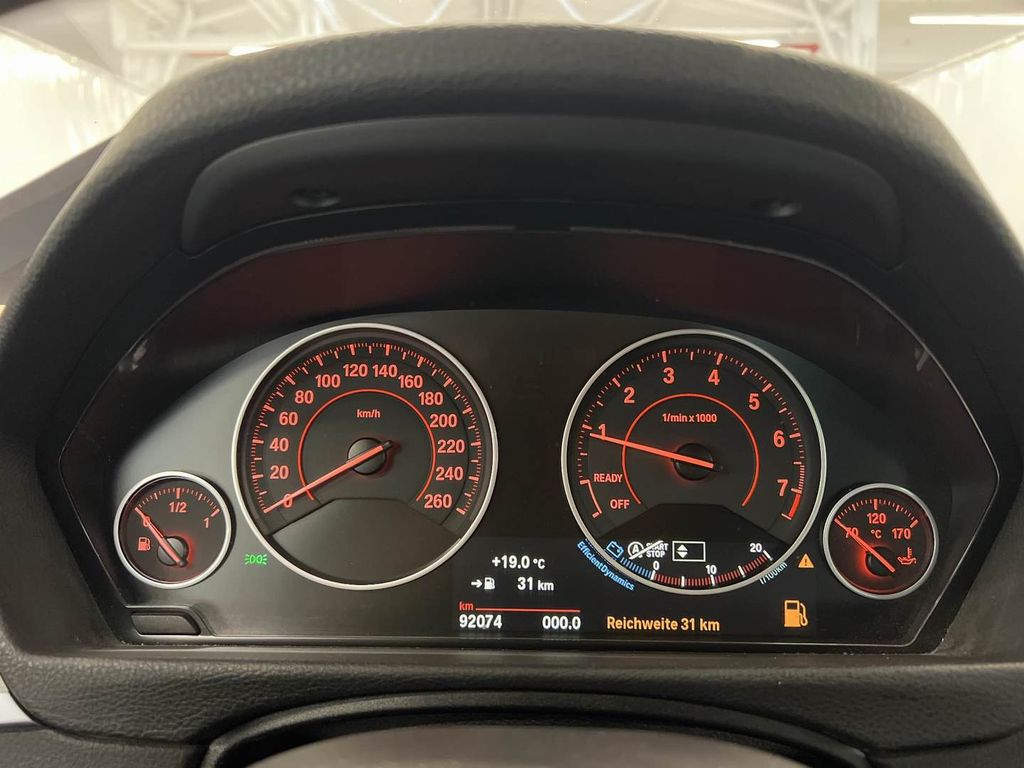 BMW 318i Touring Sport Line Shadow