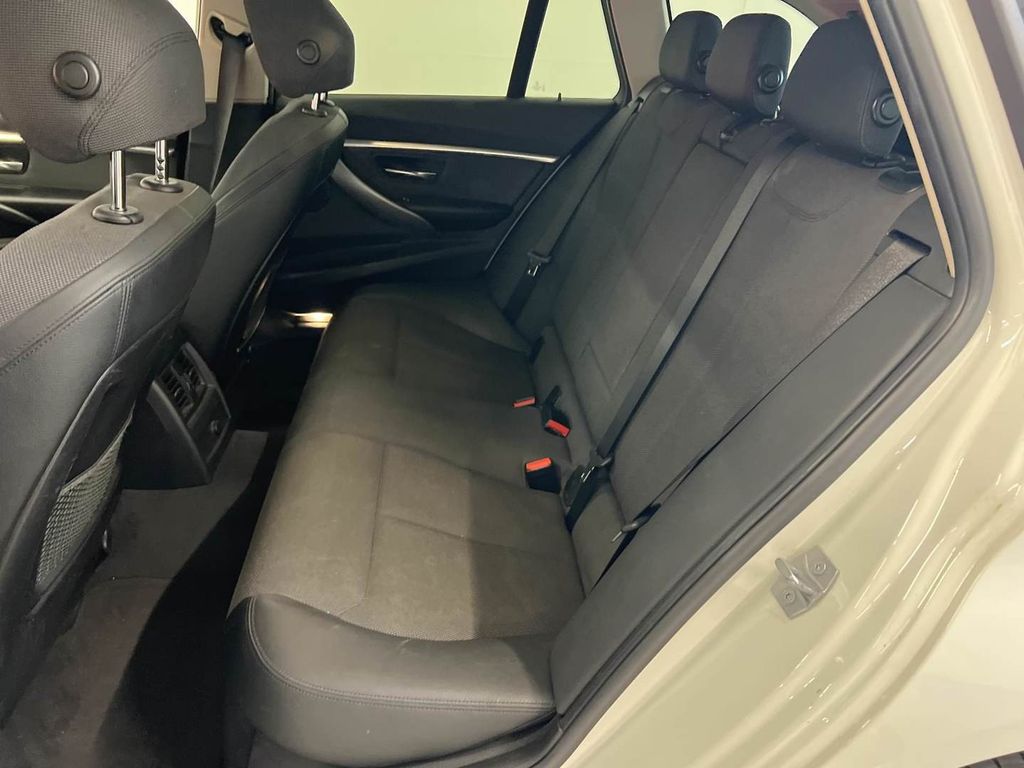 BMW 318i Touring Sport Line Shadow