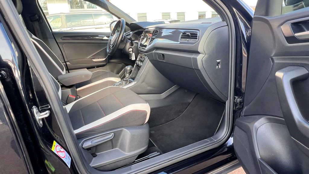 VW T-Roc2.0 TSI Sport 4Motion DSG **ACC+NAVI+18"**