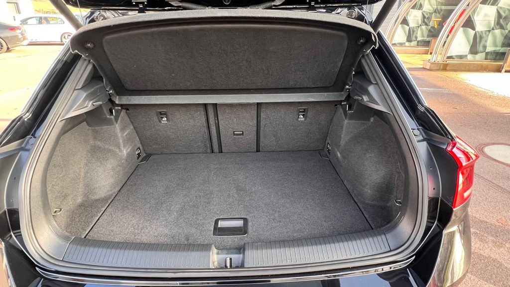 VW T-Roc2.0 TSI Sport 4Motion DSG **ACC+NAVI+18"**