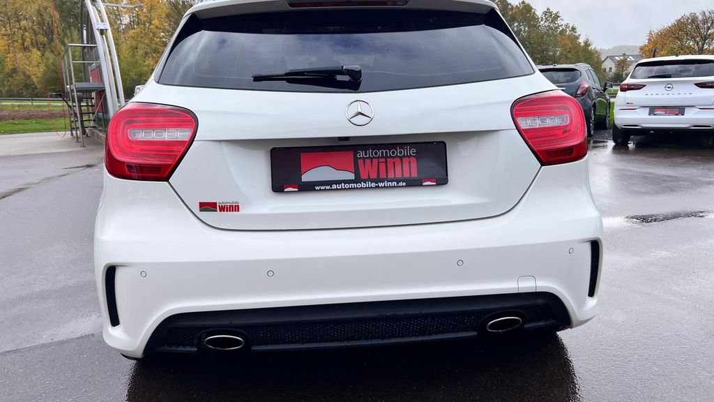 MERCEDES-BENZ A 200 AMG-Line **PANODACH+Bi-Xenon+Memory-Sitz**