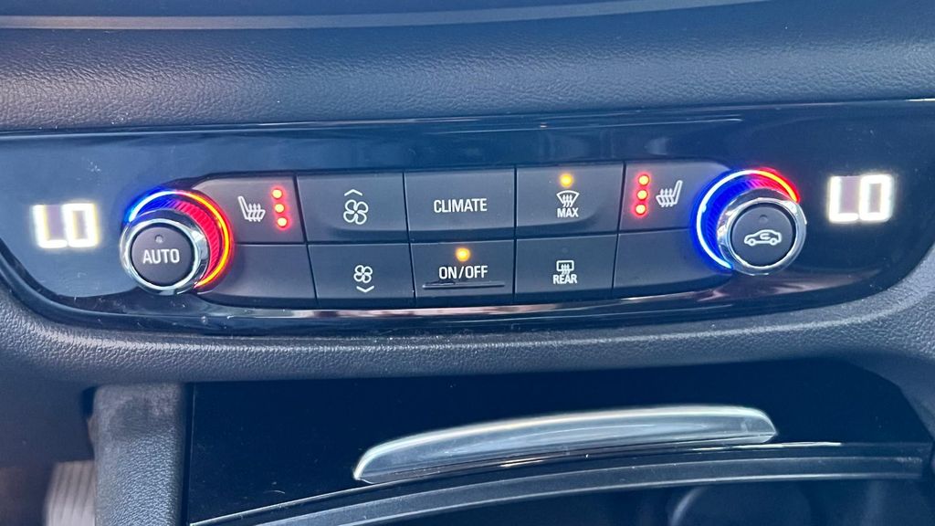 OPEL Insignia 1.6 CDTI Sports Tourer Innovation