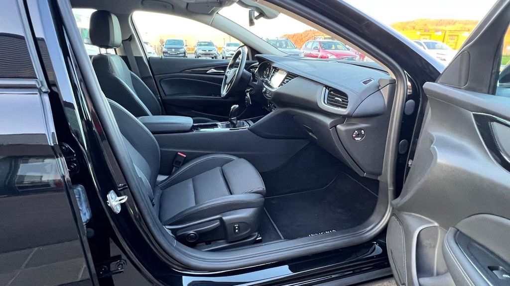 OPEL Insignia 1.6 CDTI Sports Tourer Innovation