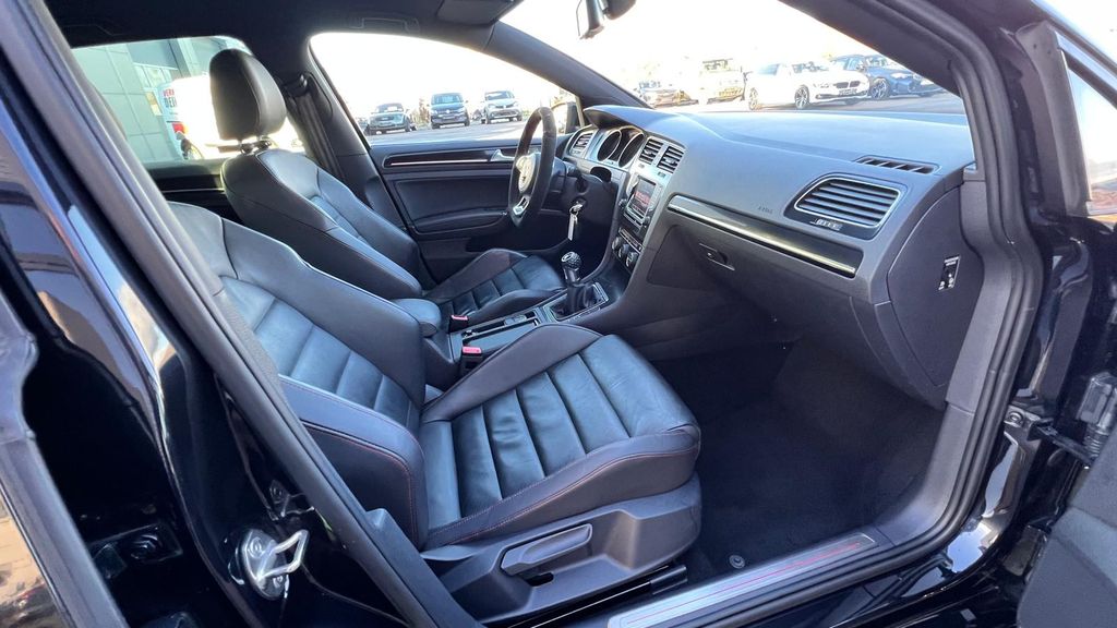 VW Golf VII GTI Performance 19" Alu