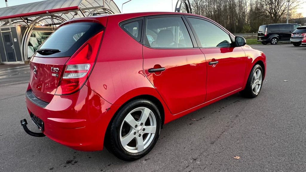 HYUNDAI i30 Edition+