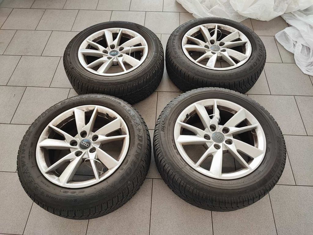 AUDI A4 Avant 30 TDI **AHK+NAVI+LED+Kamera+Sitzheiz**