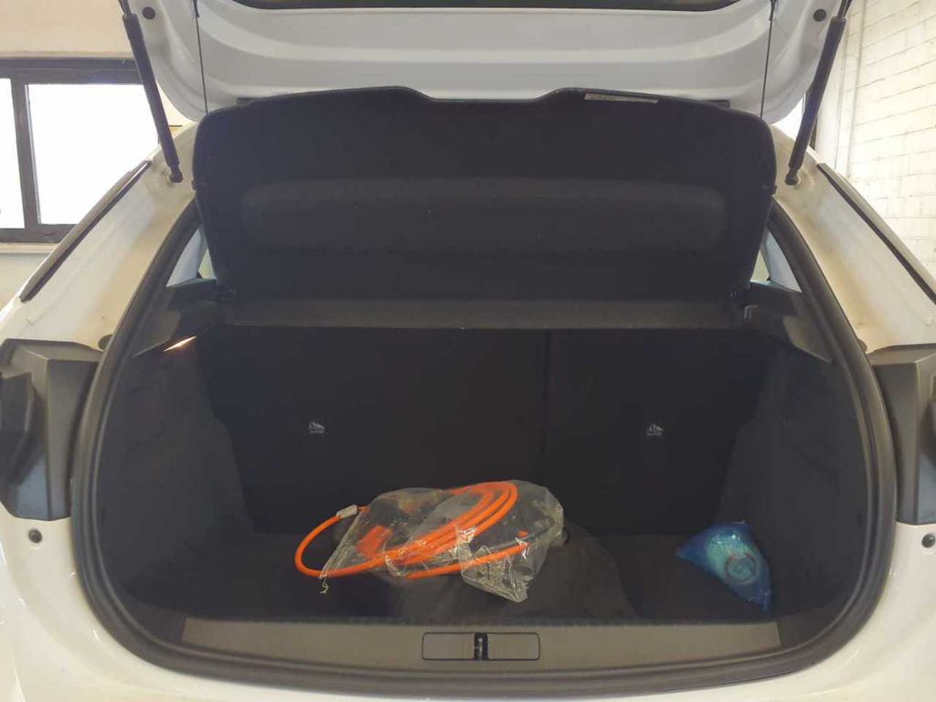 OPEL Corsa e Elegance ***LED+Kamera+Lenkradheiz.***