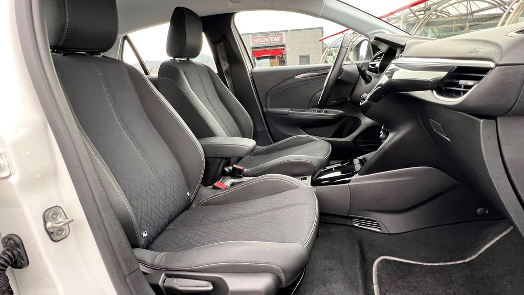 OPEL Corsa e Elegance ***LED+Kamera+Lenkradheiz.***