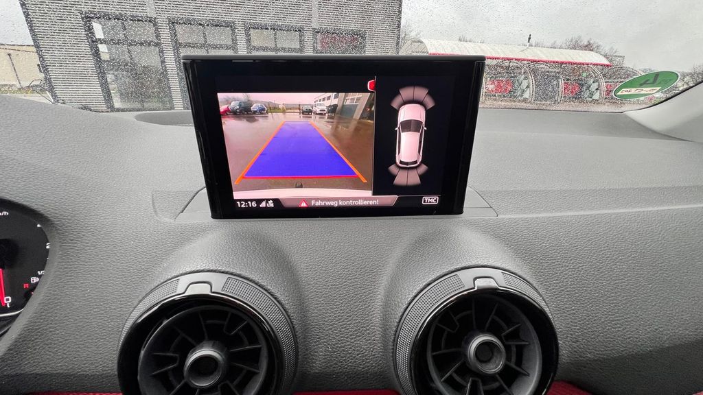 AUDI Q2 1.4 TFSI sport S-Tronic *AHK+Tempomat+Kamera*