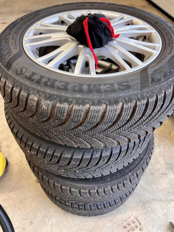 AUDI Q2 1.4 TFSI sport S-Tronic *AHK+Tempomat+Kamera*