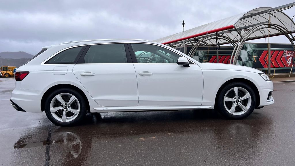 AUDI A4 Avant 35 TDI S-Tronic *LED+Kamera+el. Klappe*