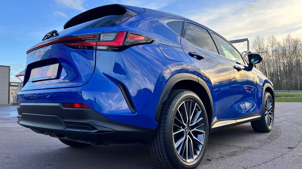 LEXUS NX 450h+ Luxury AWD